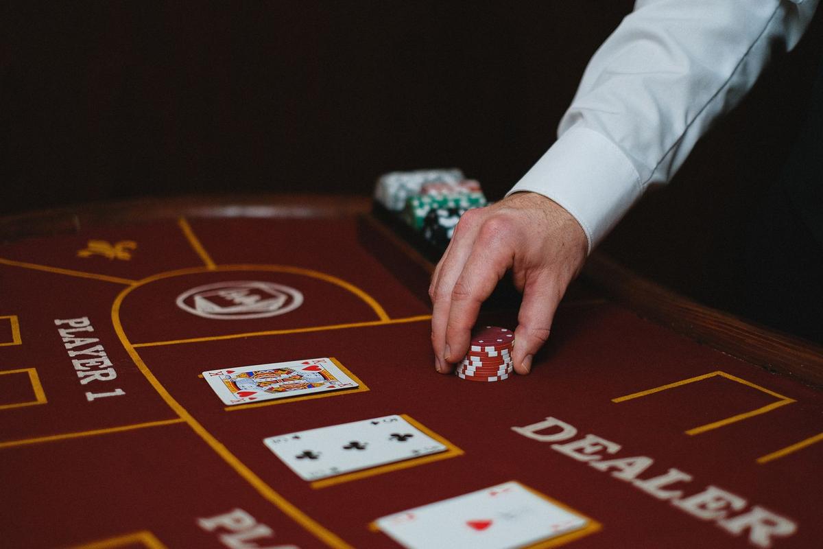Baccarat untuk Pemula: Aturan dan Jenis Taruhan